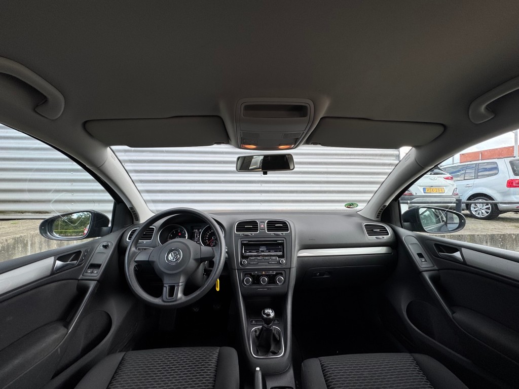 VOLKSWAGEN GOLF Hatchback 5 drs