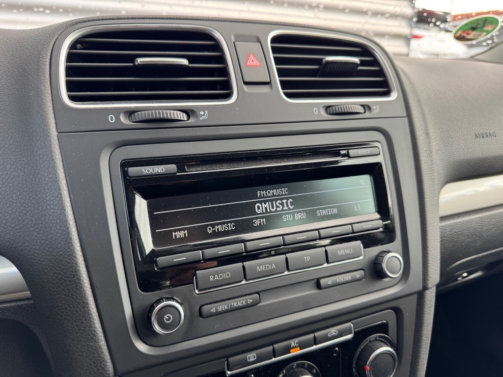 VOLKSWAGEN GOLF Hatchback 5 drs