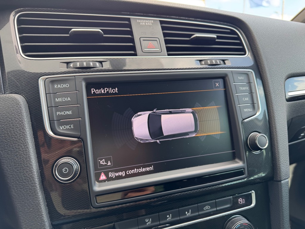 VOLKSWAGEN GOLF Hatchback 5 drs