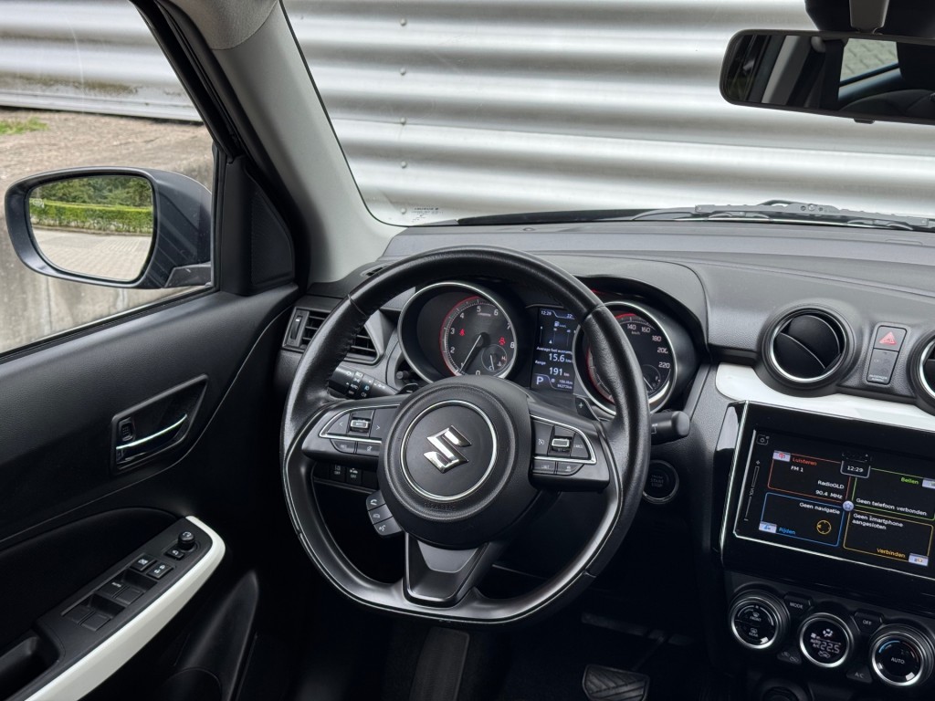 SUZUKI SWIFT Hatchback 5 drs