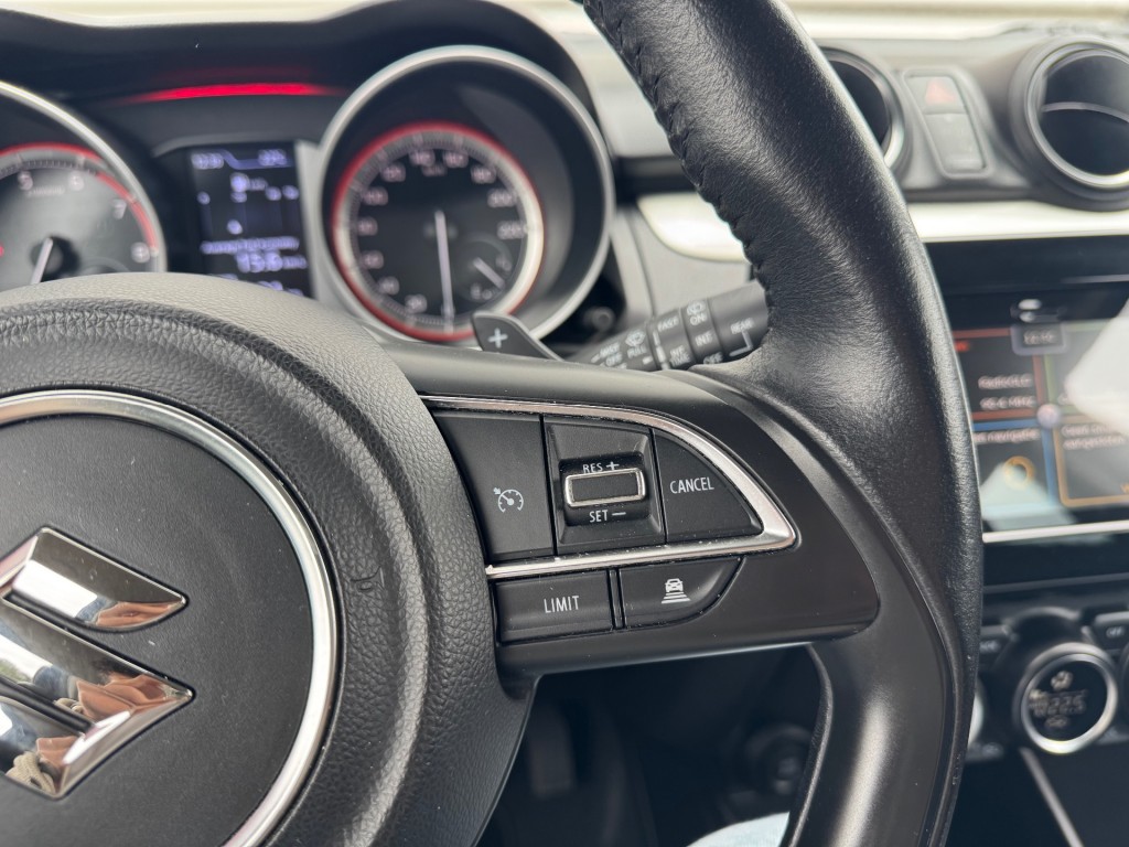 SUZUKI SWIFT Hatchback 5 drs