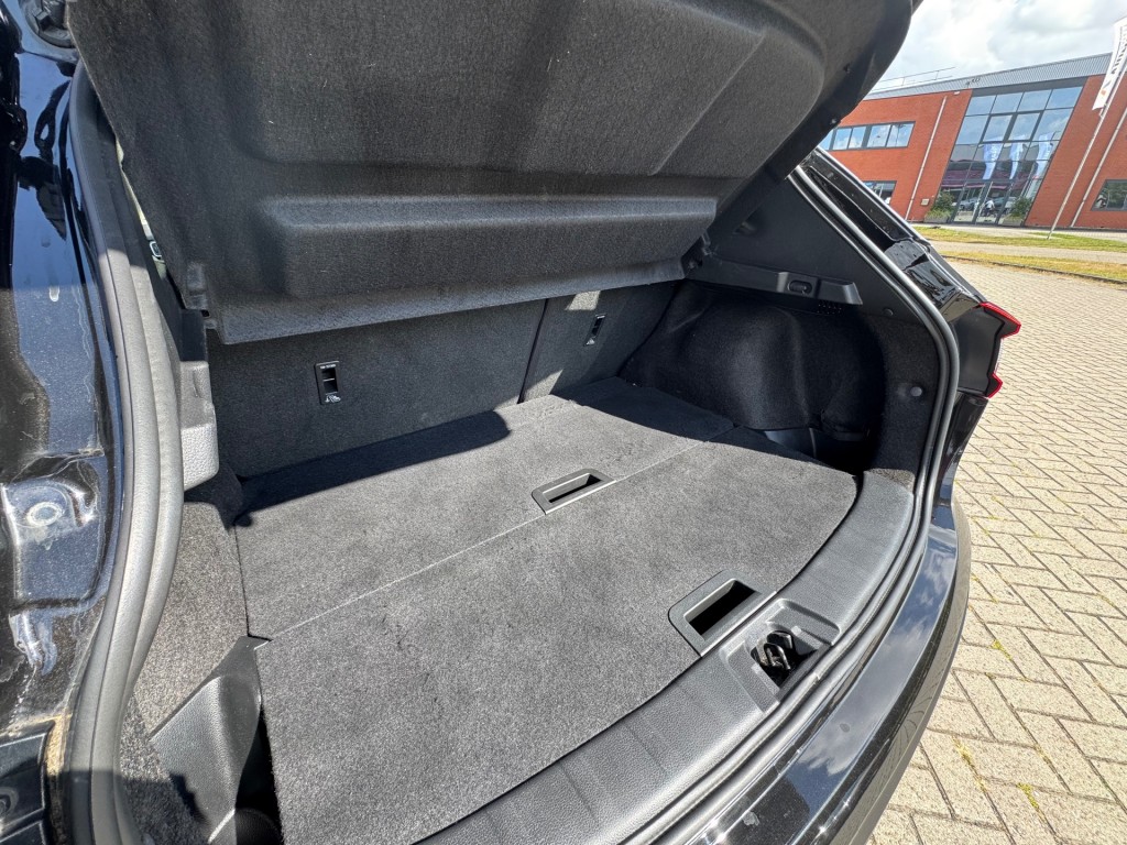 NISSAN QASHQAI SUV 5-drs