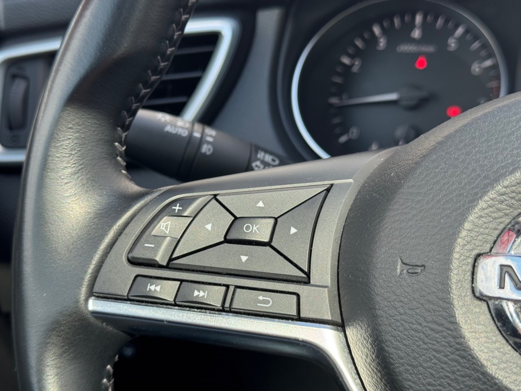 NISSAN QASHQAI SUV 5-drs