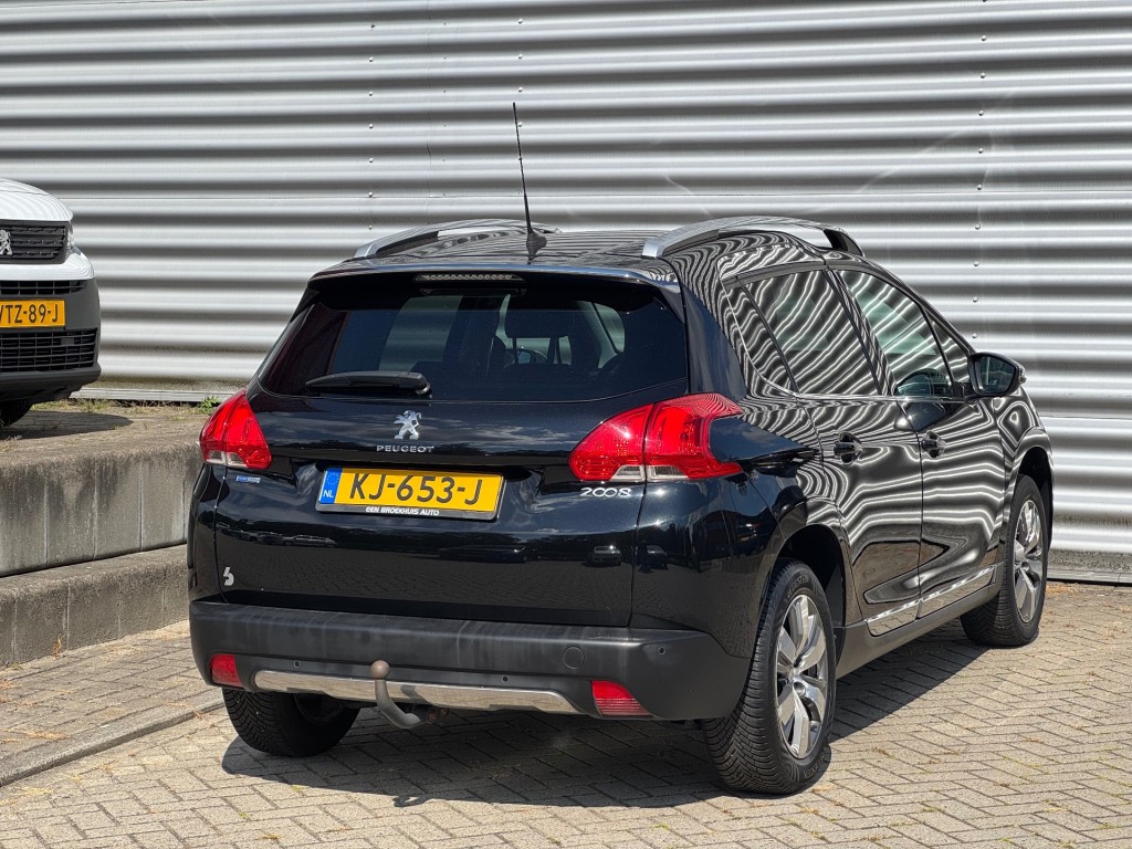 PEUGEOT 2008 SUV 5-drs
