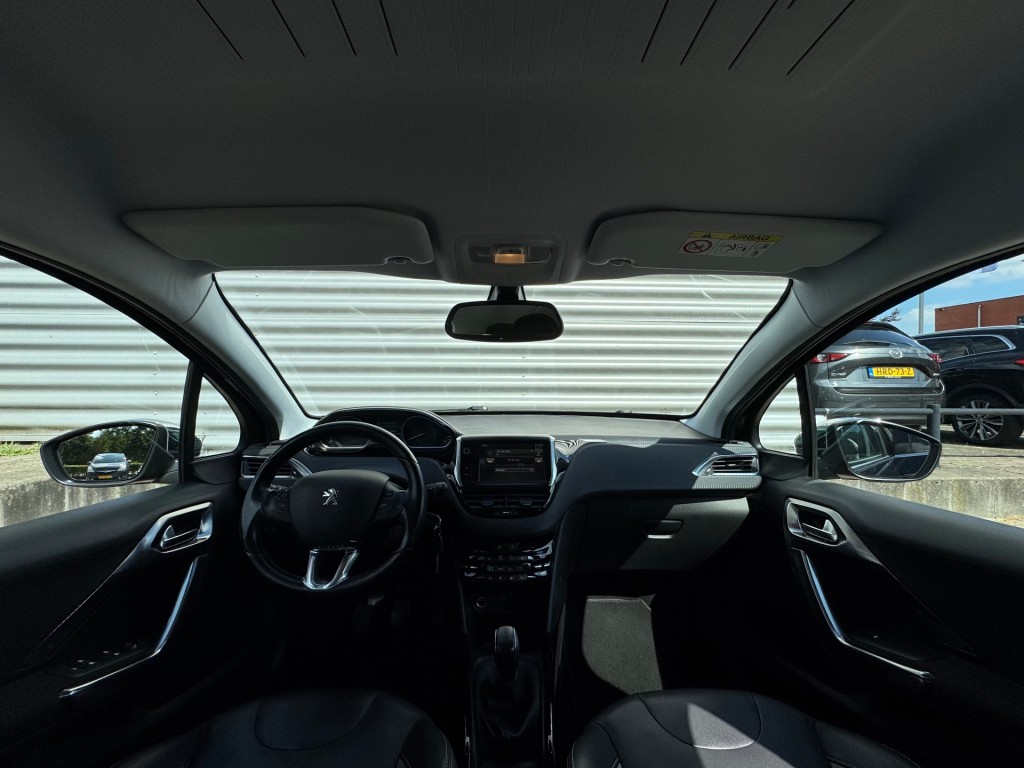 PEUGEOT 2008 SUV 5-drs