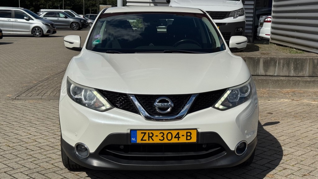 NISSAN QASHQAI SUV 5-drs