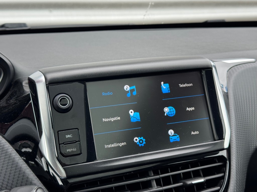 PEUGEOT 2008 SUV 5-drs