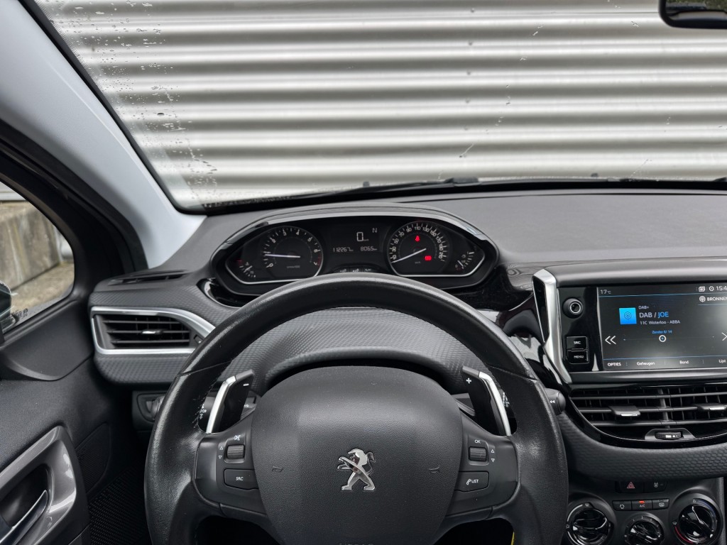 PEUGEOT 2008 SUV 5-drs