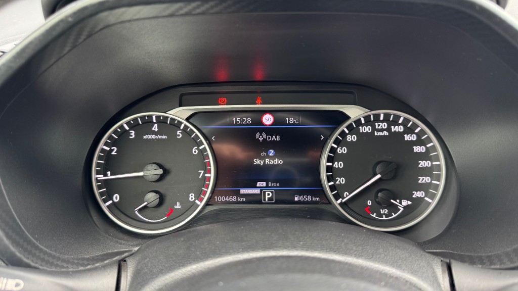 NISSAN JUKE SUV 5-drs