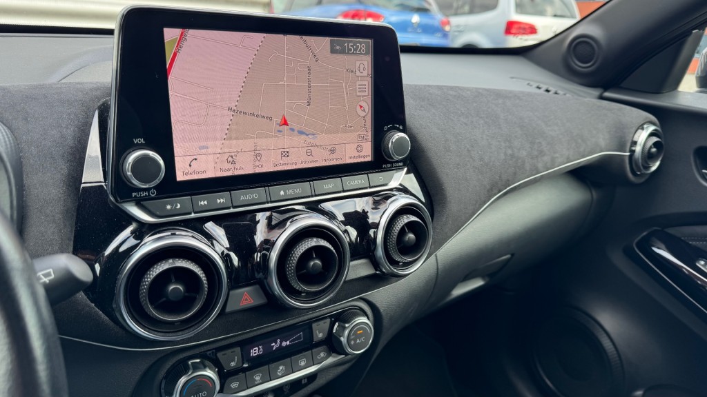 NISSAN JUKE SUV 5-drs