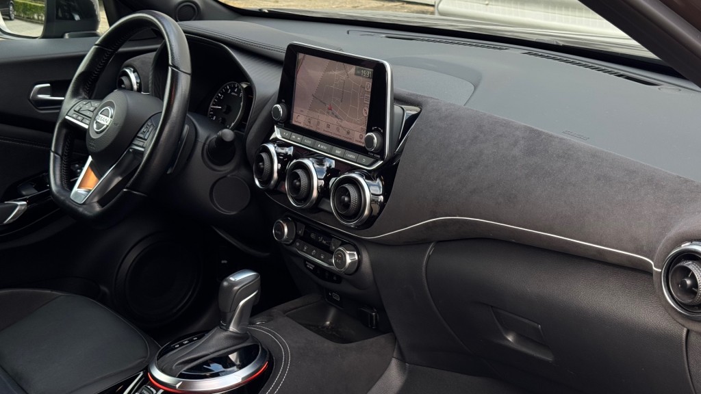 NISSAN JUKE SUV 5-drs