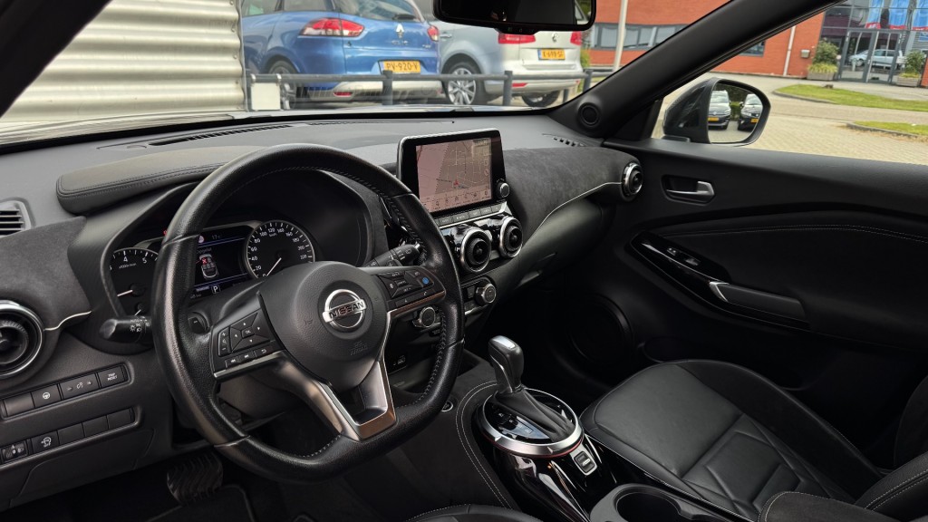 NISSAN JUKE SUV 5-drs