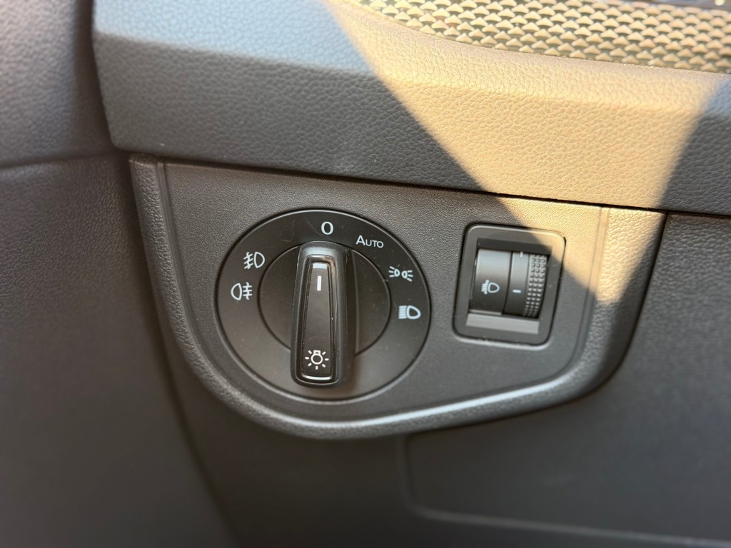 VOLKSWAGEN TAIGO SUV 5-drs