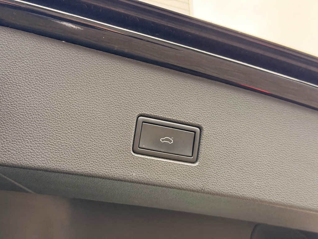 VOLKSWAGEN T-ROC SUV 5-drs