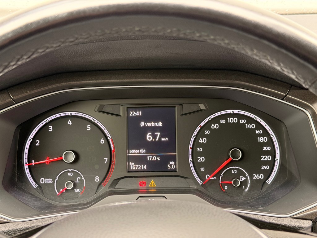 VOLKSWAGEN T-ROC SUV 5-drs