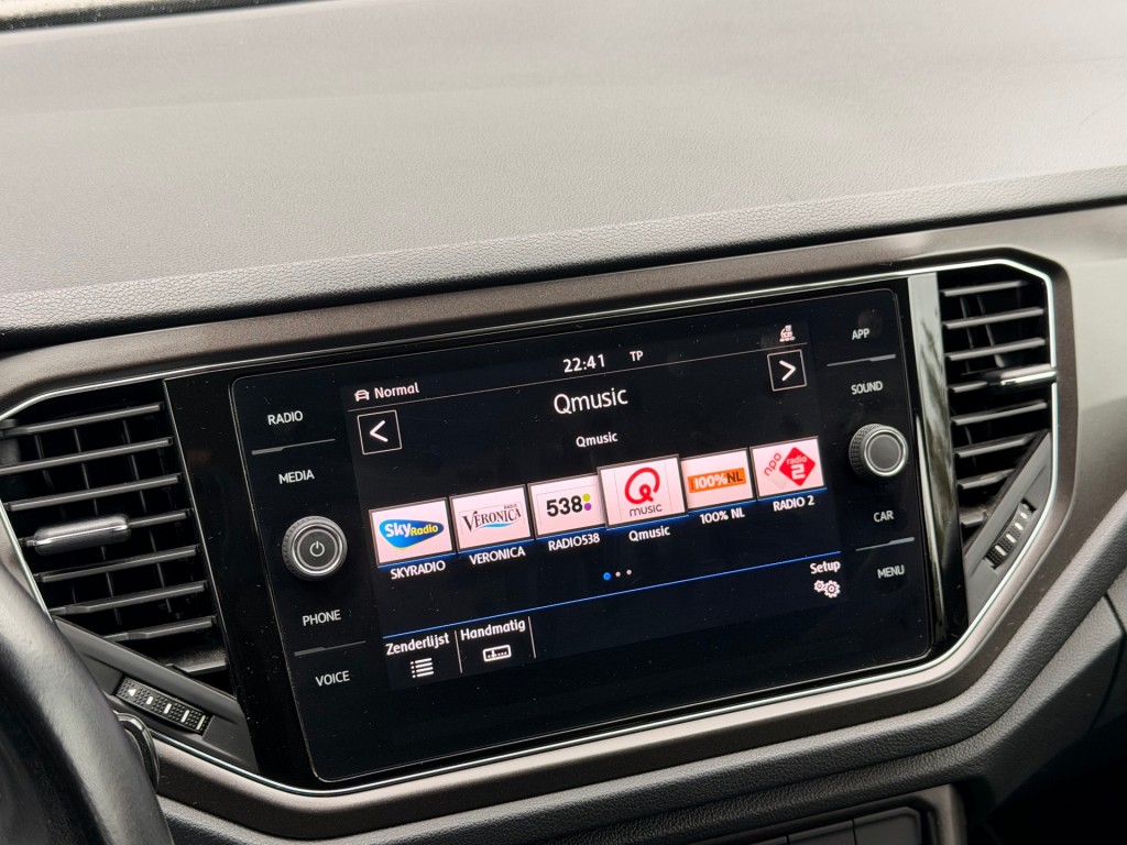 VOLKSWAGEN T-ROC SUV 5-drs