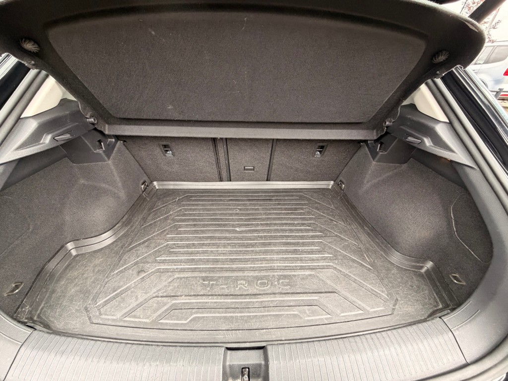 VOLKSWAGEN T-ROC SUV 5-drs