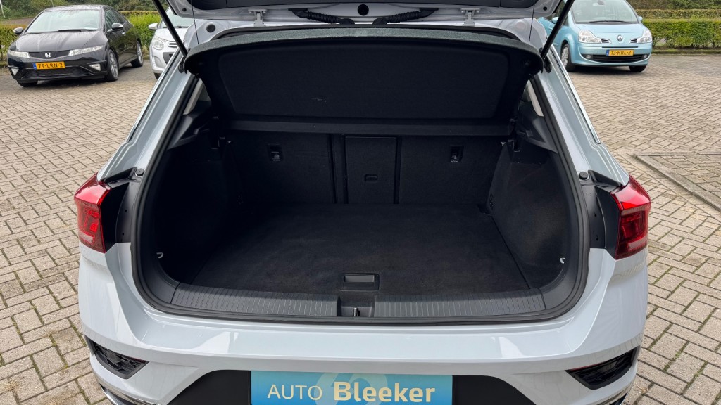 VOLKSWAGEN T-ROC SUV 5-drs