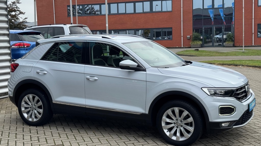 VOLKSWAGEN T-ROC SUV 5-drs