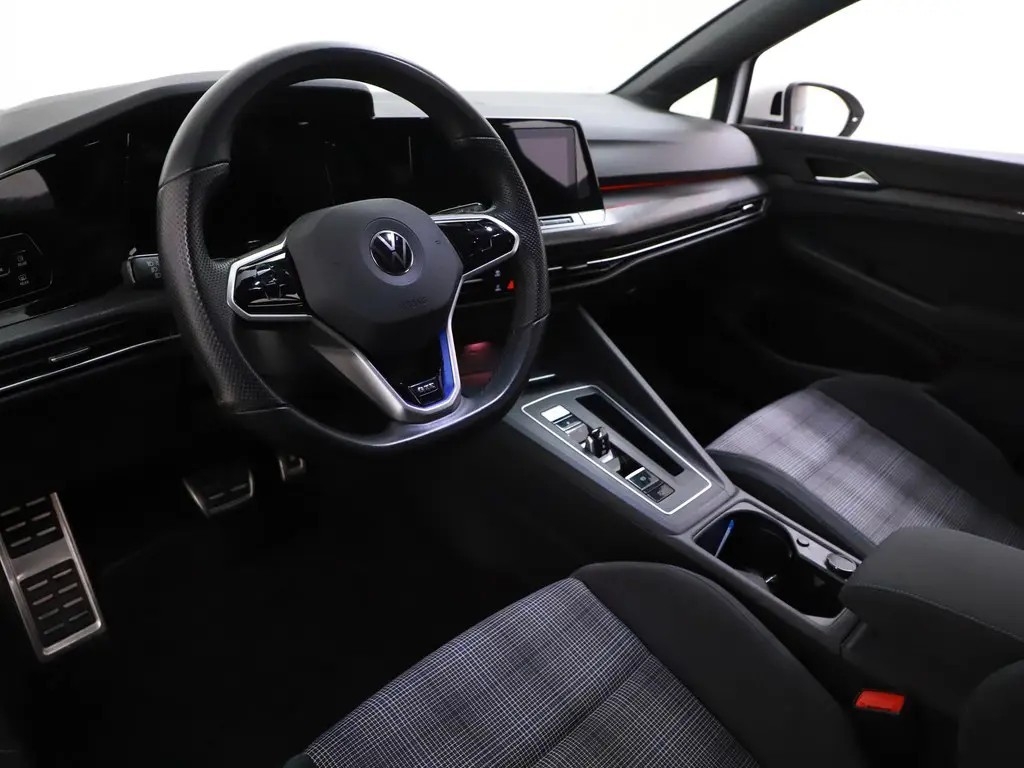 VOLKSWAGEN GOLF Hatchback 5 drs