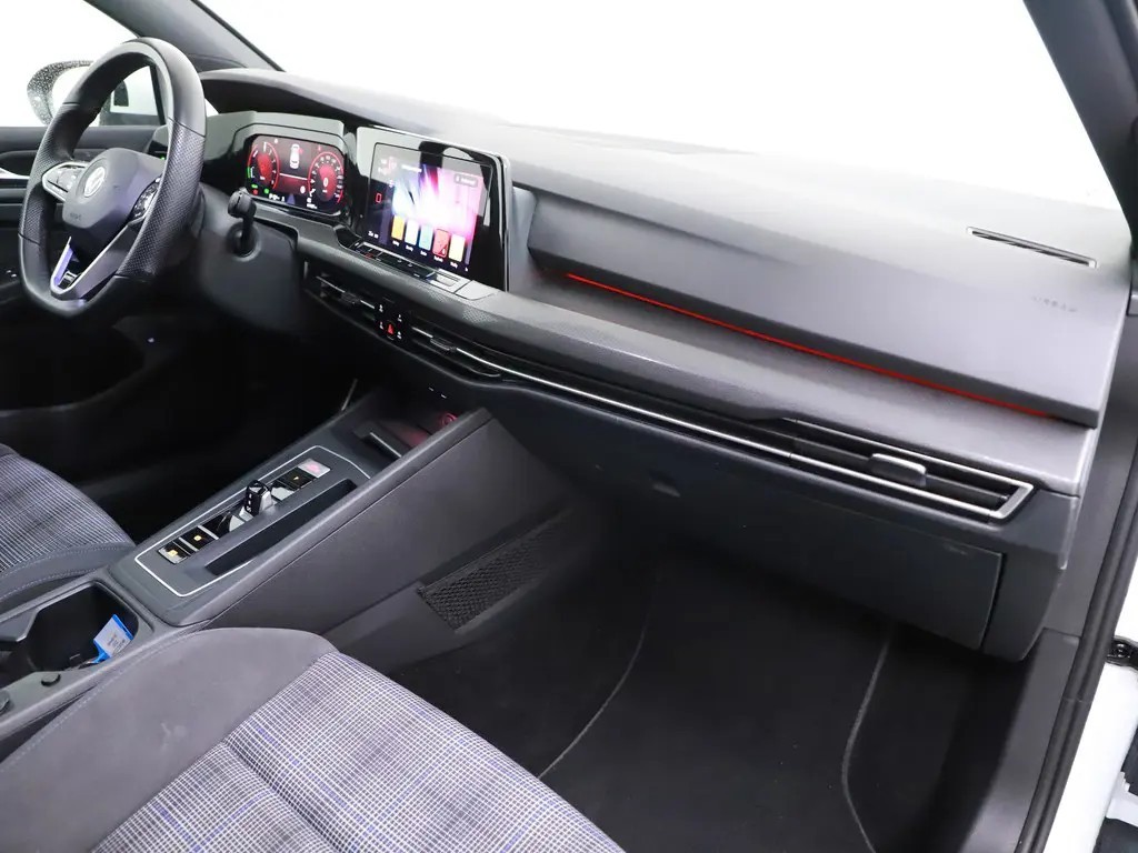 VOLKSWAGEN GOLF Hatchback 5 drs