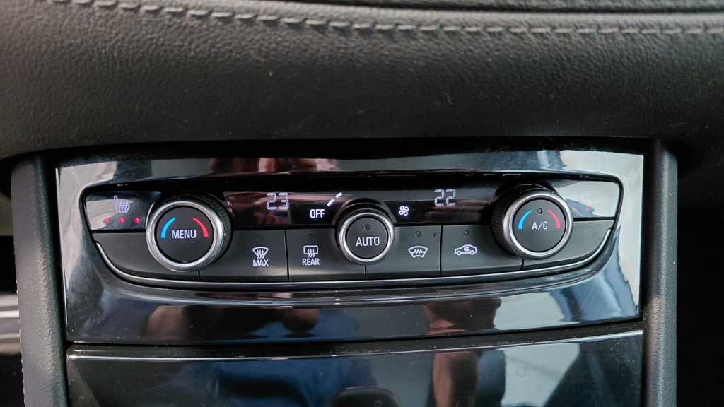 OPEL GRANDLAND X SUV 5-drs