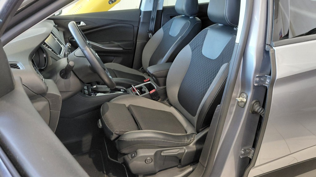 OPEL GRANDLAND X SUV 5-drs