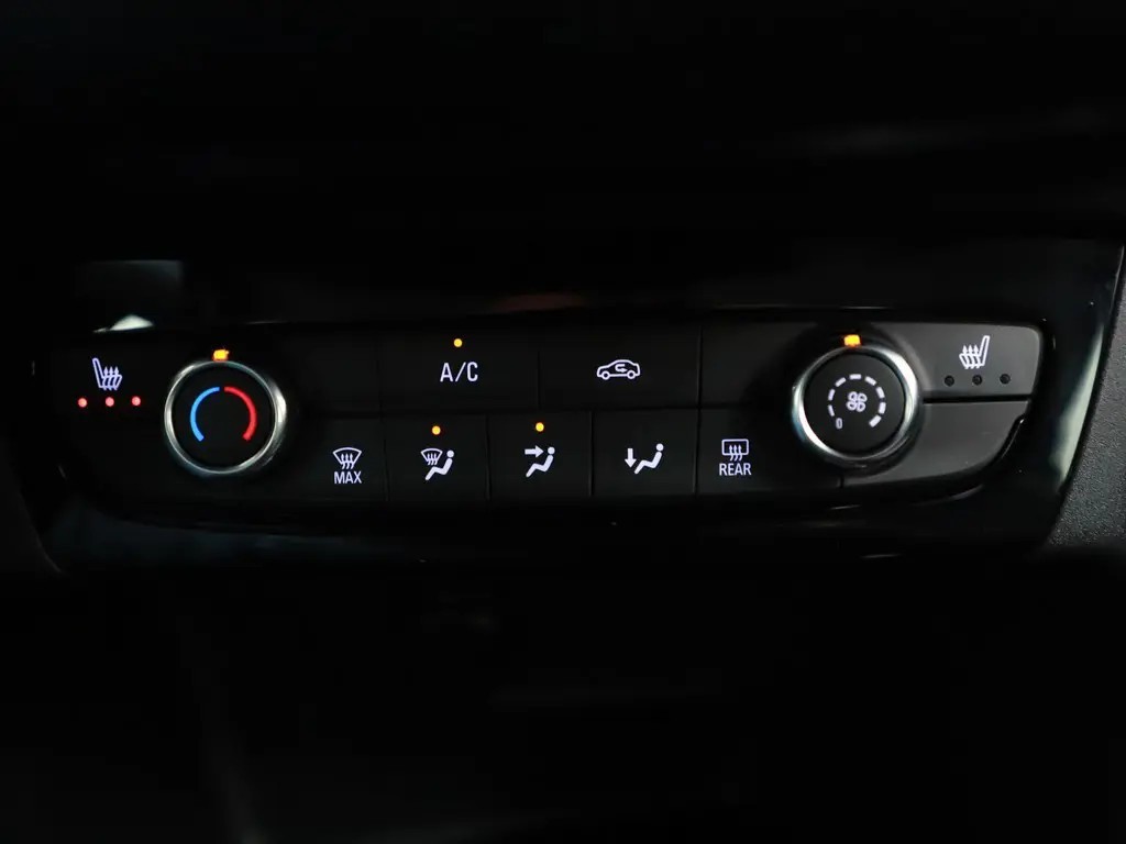 OPEL CORSA Hatchback 5 drs