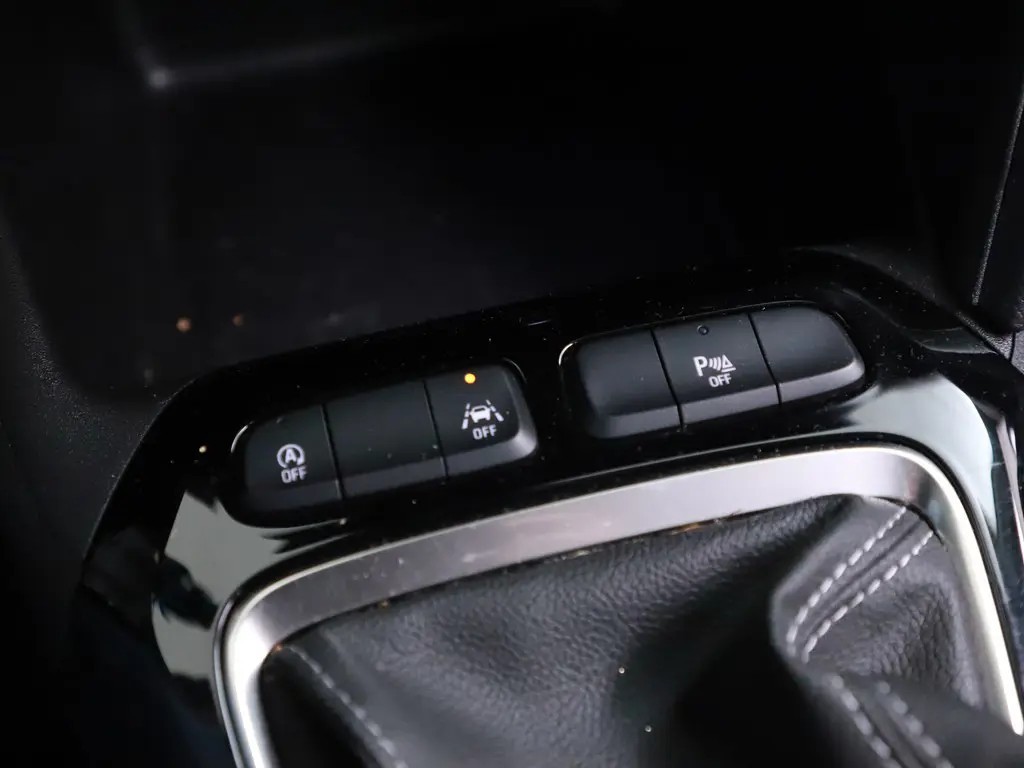 OPEL CORSA Hatchback 5 drs