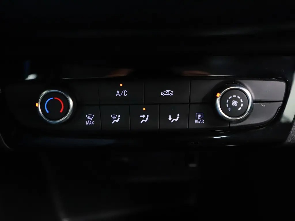 OPEL CORSA Hatchback 5 drs