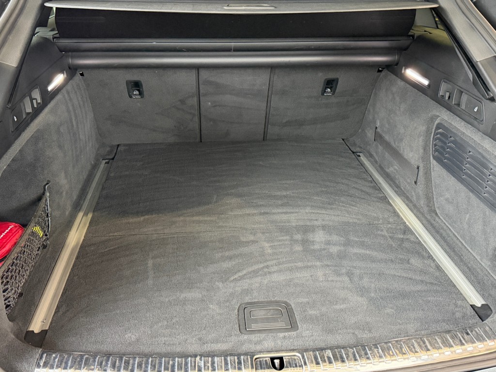 AUDI A6 Stationwagon 5 drs