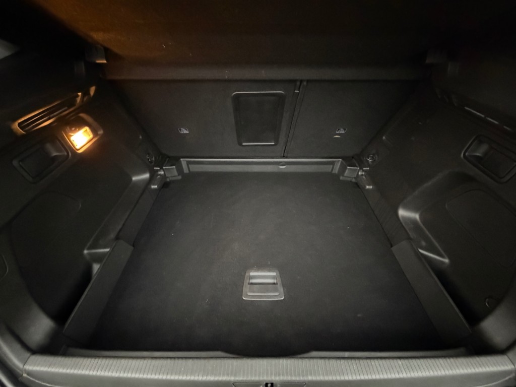 OPEL GRANDLAND SUV 5-drs