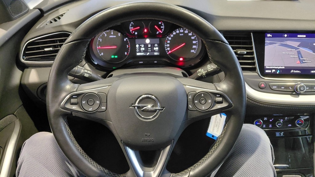 OPEL GRANDLAND X SUV 5-drs