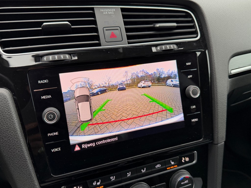 VOLKSWAGEN GOLF Hatchback 5 drs