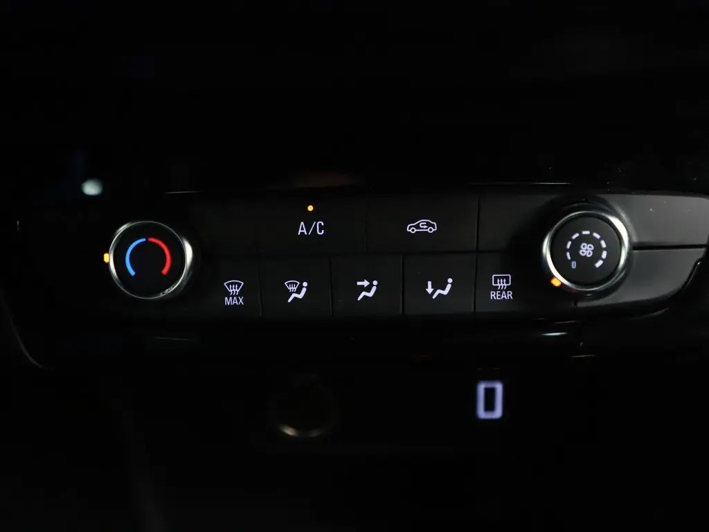 OPEL CORSA Hatchback 5 drs