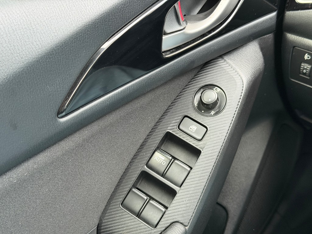 MAZDA 3 Hatchback 5 drs