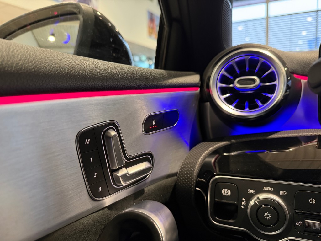 MERCEDES-BENZ A-KLASSE Hatchback 5 drs