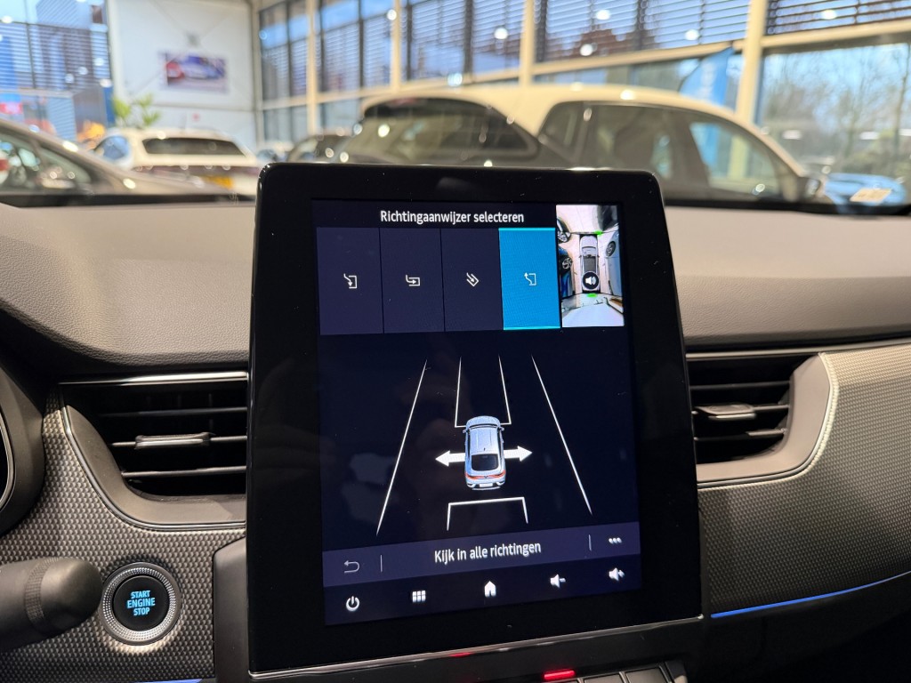 RENAULT ARKANA SUV 5-drs