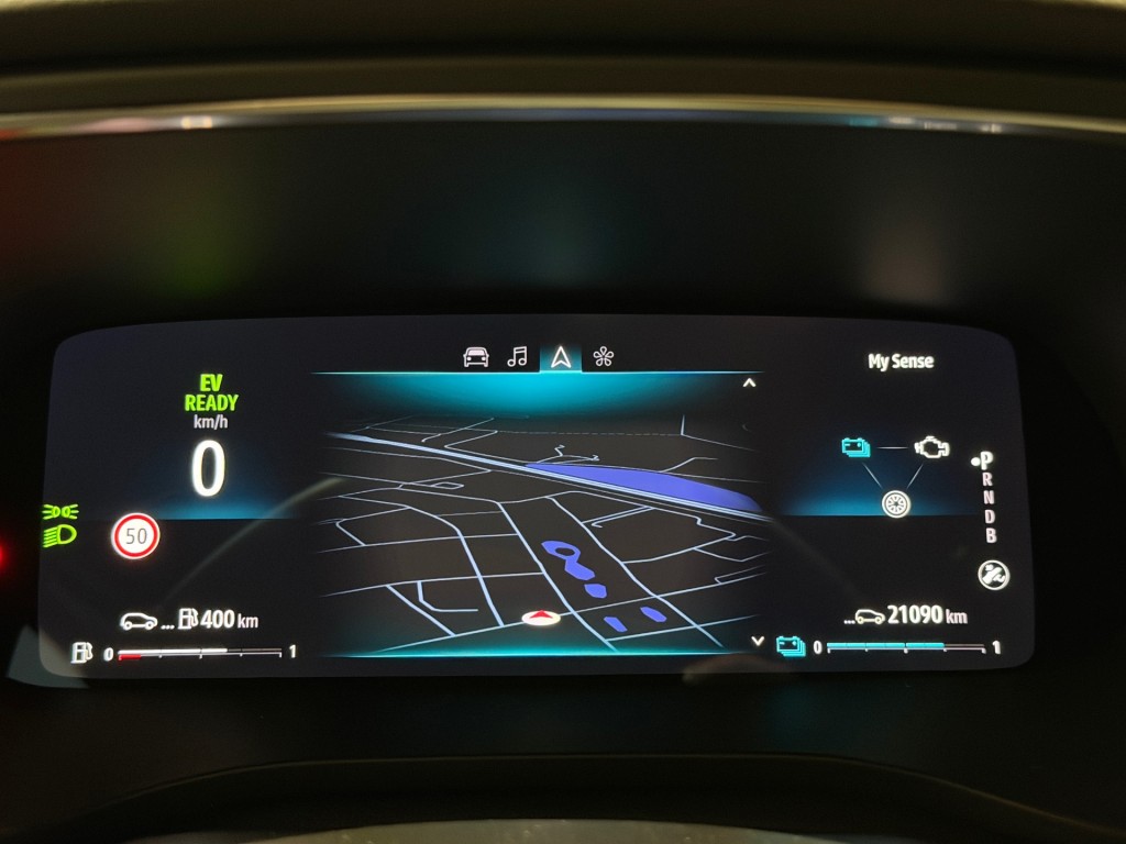 RENAULT ARKANA SUV 5-drs