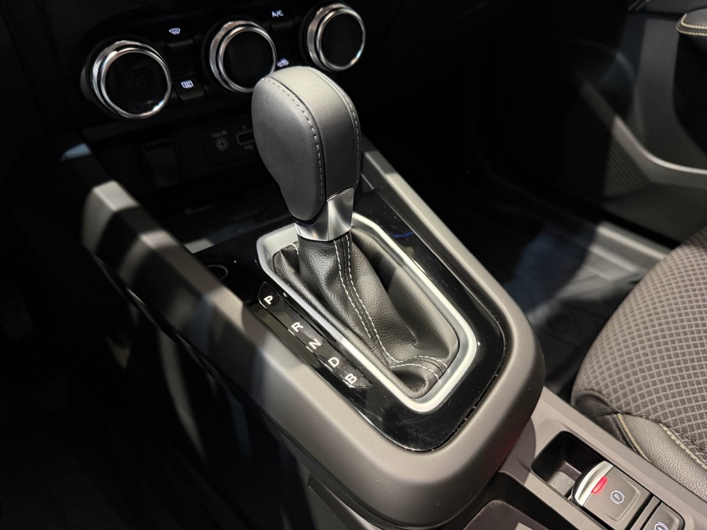 RENAULT ARKANA SUV 5-drs