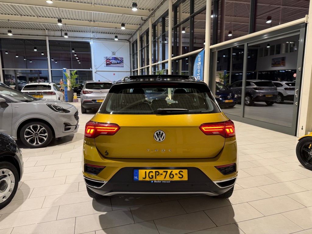 VOLKSWAGEN T-ROC SUV 5-drs