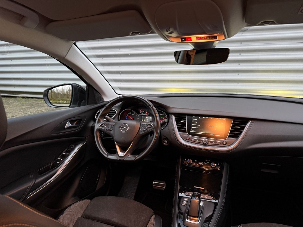 OPEL GRANDLAND X SUV 5-drs