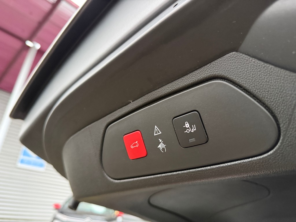 OPEL GRANDLAND X SUV 5-drs