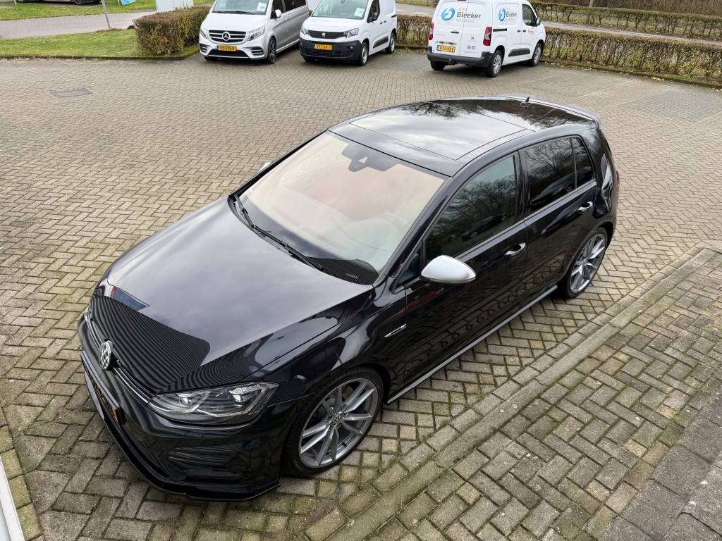 VOLKSWAGEN GOLF Hatchback 5 drs