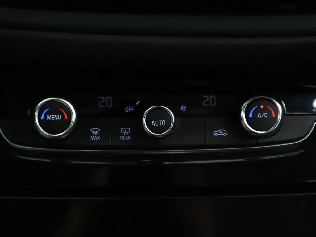 OPEL GRANDLAND SUV 5-drs