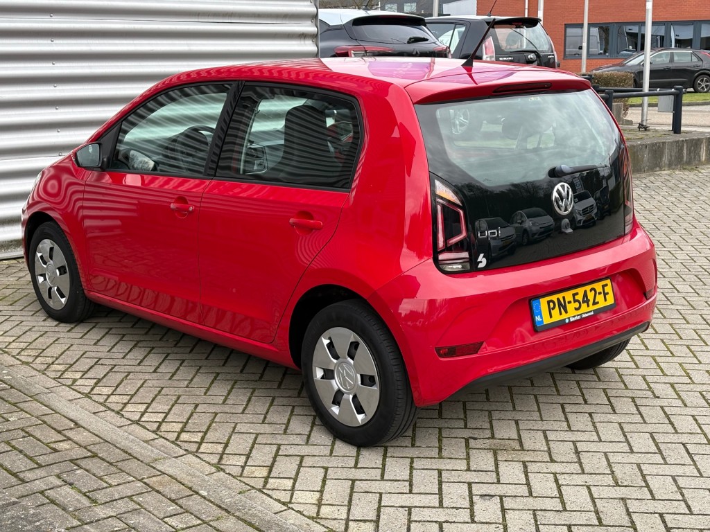VOLKSWAGEN UP Hatchback 5 drs