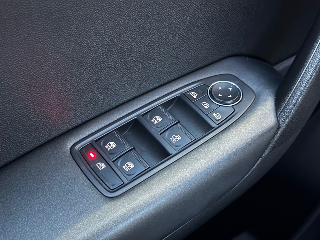 RENAULT CAPTUR SUV 5-drs