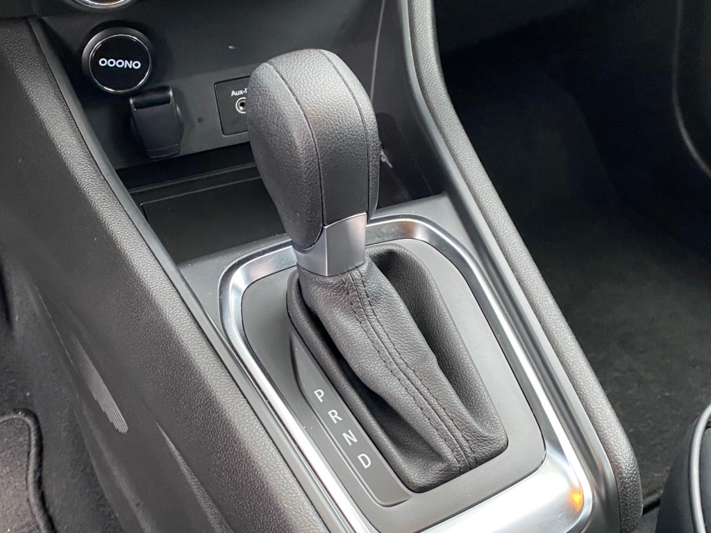 RENAULT CAPTUR SUV 5-drs