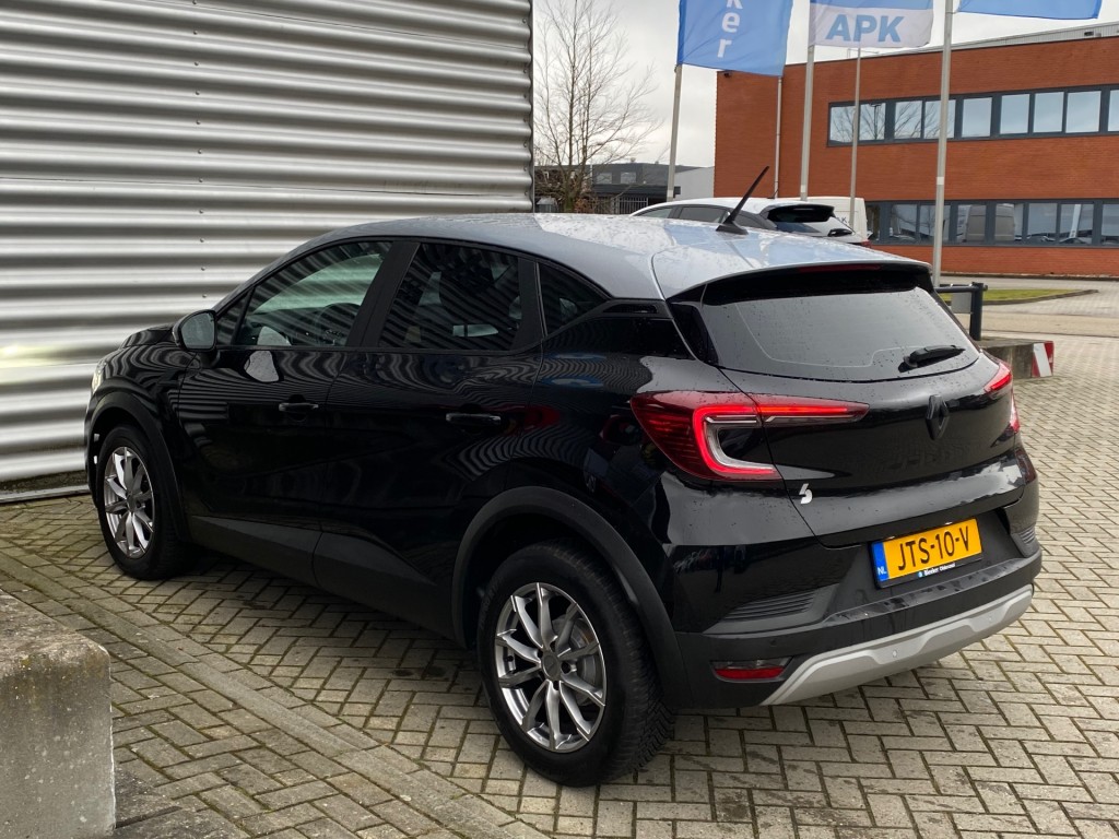 RENAULT CAPTUR SUV 5-drs