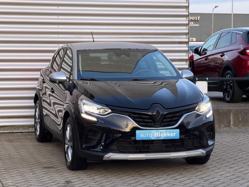 RENAULT CAPTUR SUV 5-drs